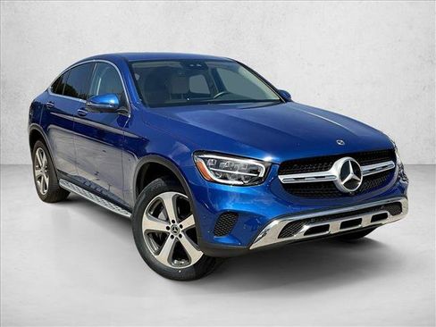 Used 2023 Mercedes-Benz GLC 300 4MATIC Coupe image 11