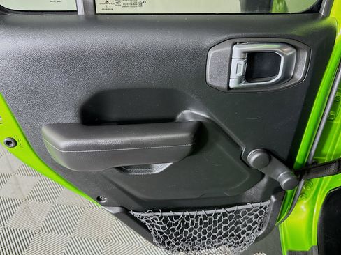 Used 2019 Jeep Wrangler Unlimited Sport AWD/4WD image 25