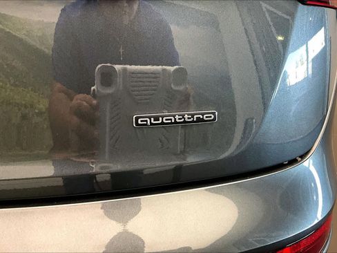 Certified 2025 Audi Q5 2.0T Premium Plus w/ Premium Plus Package image 10