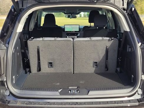 New 2026 Ford Explorer Active image 9