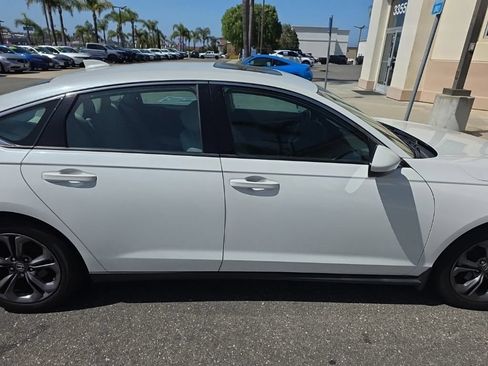 Used 2023 Honda Accord EX image 4