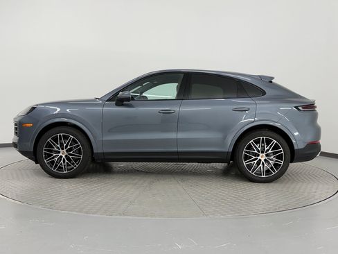 Certified 2026 Porsche Cayenne Coupe AWD/4WD image 2