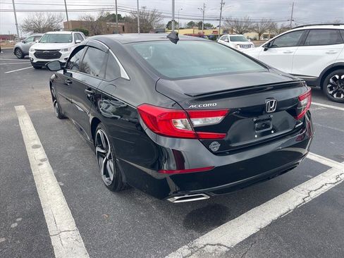 Used 2022 Honda Accord Sport image 12