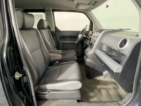 Used 2004 Honda Element EX image 28