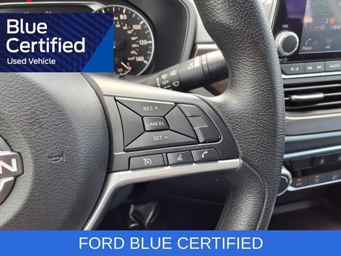 Used 2024 Nissan Altima 2.5 SV FWD image 16
