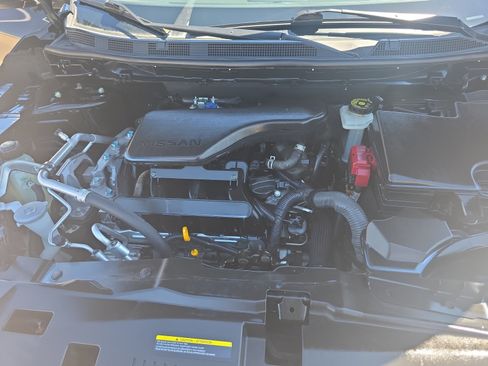 Used 2021 Nissan Rogue Sport SL w/ Premium Package FWD image 22