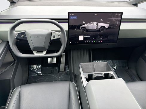 Used 2024 Tesla Cybertruck AWD Crew Cab image 6