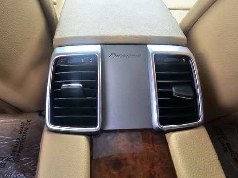 Used 2012 Porsche Panamera image 43