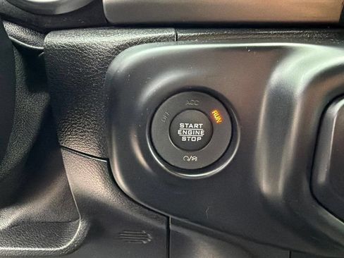Used 2020 Jeep Wrangler Unlimited Sport S AWD/4WD image 22