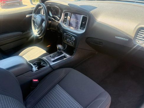 Used 2023 Dodge Charger SXT w/ Blacktop Package image 3