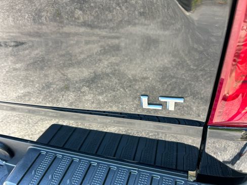 Used 2023 Chevrolet Silverado 1500 LT image 23