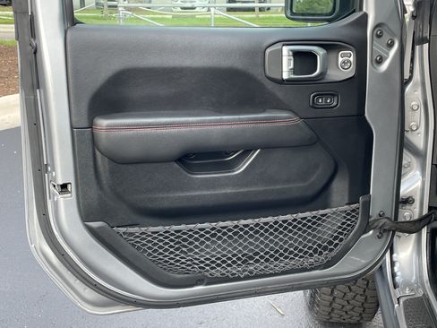 Used 2020 Jeep Gladiator Rubicon AWD/4WD image 13