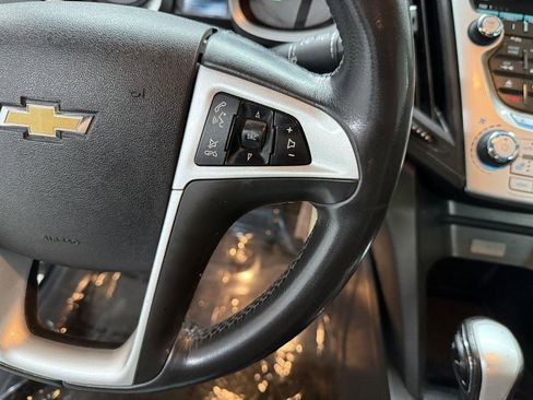 Used 2010 Chevrolet Equinox LTZ image 14