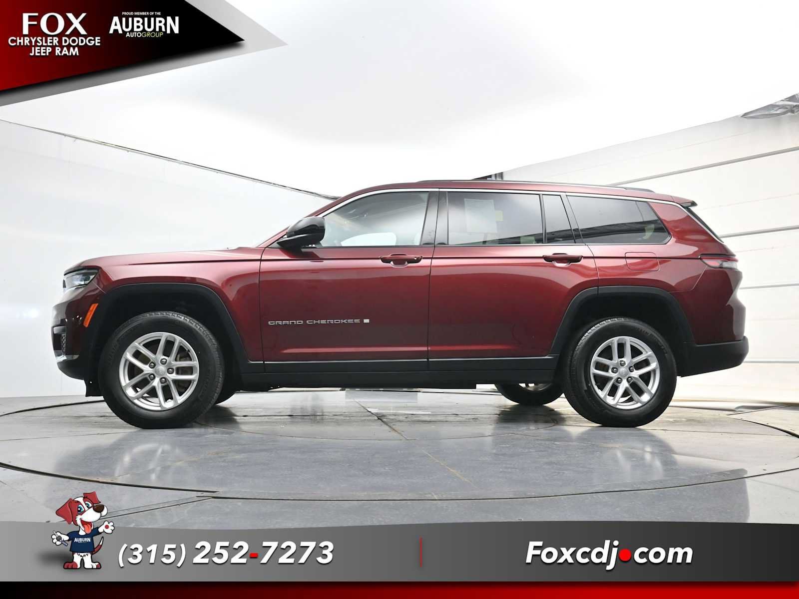 Used 2023 Jeep Grand Cherokee L Laredo w/ Luxury Tech Group I AWD/4WD image 23
