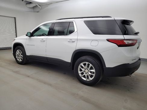 Used 2020 Chevrolet Traverse LT image 3