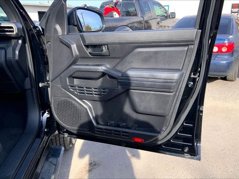 Used 2025 Toyota Tacoma SR image 20