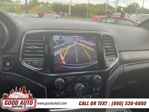 Used 2021 Jeep Grand Cherokee Limited w/ Trailer Tow Group IV AWD/4WD image 18
