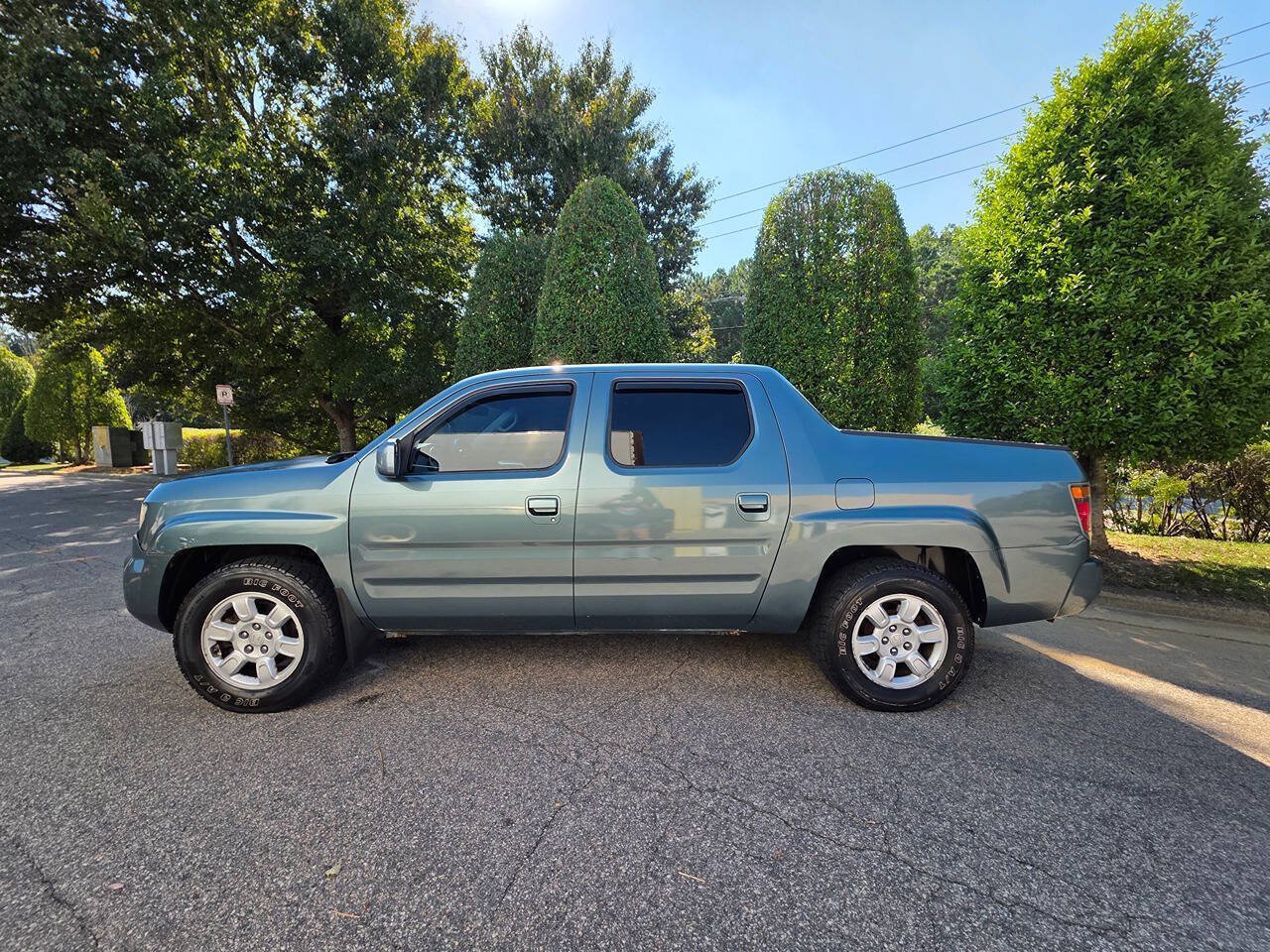 Used 2006 Honda Ridgeline RTS image 2