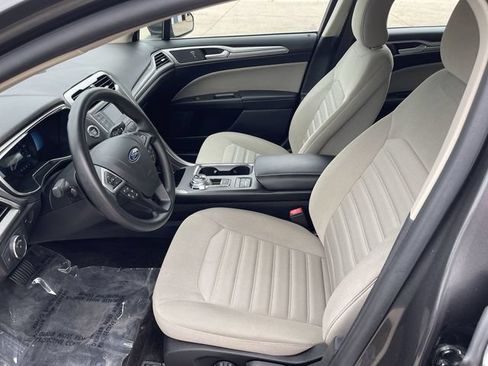 Used 2018 Ford Fusion S FWD image 11