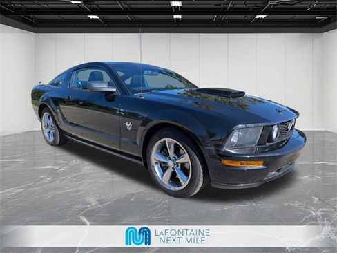 Used 2009 Ford Mustang GT Premium image 7