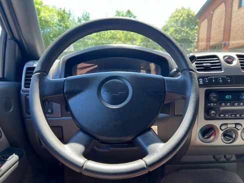 Used 2004 Chevrolet Colorado LS AWD/4WD image 35