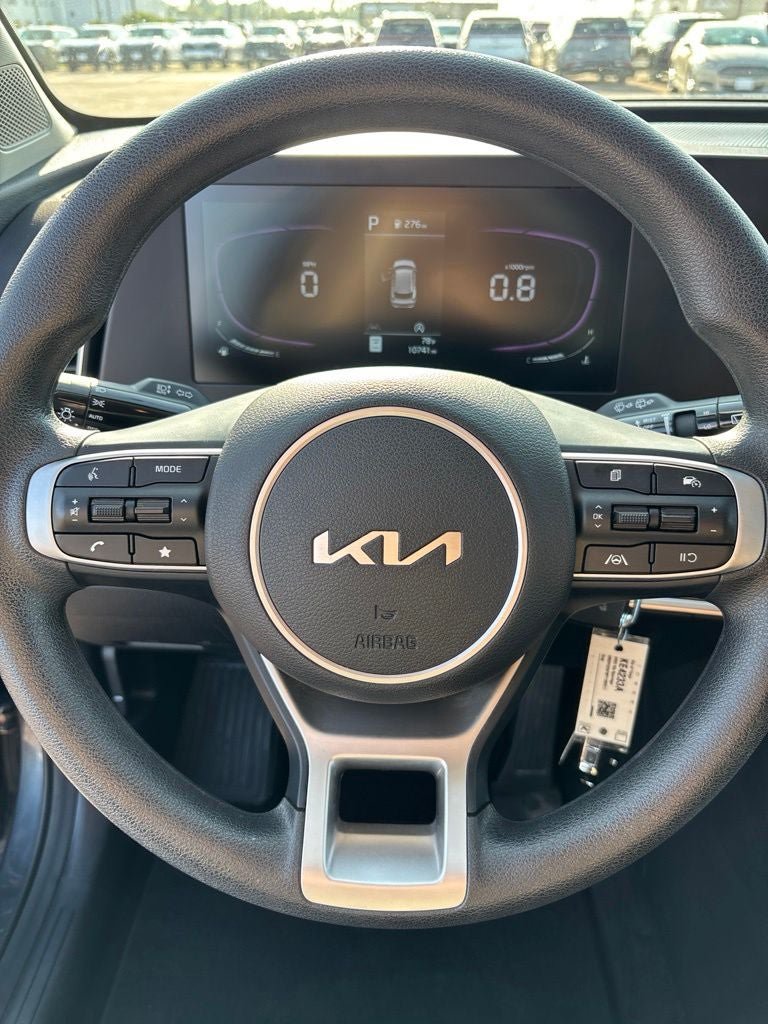 Used 2023 Kia Sportage LX AWD/4WD image 13