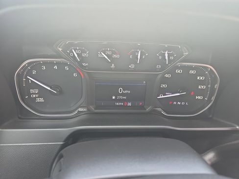 Used 2022 GMC Sierra 1500 Pro w/ Sierra Value Package AWD/4WD image 18