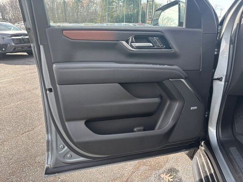 New 2026 GMC Yukon XL Denali image 10