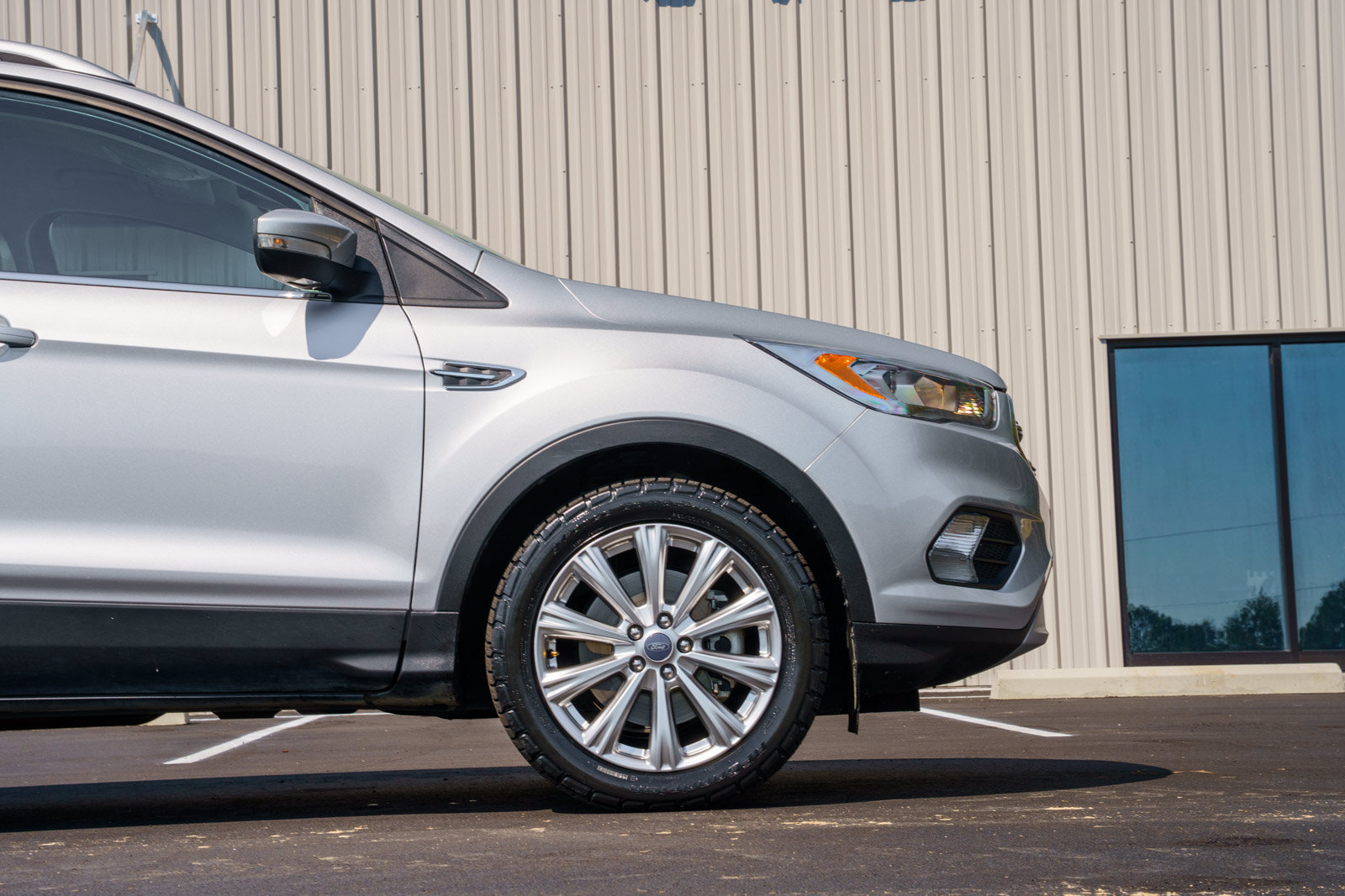 Used 2017 Ford Escape Titanium FWD image 9