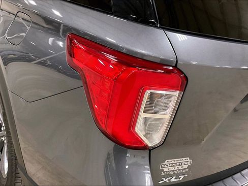 Certified 2023 Ford Explorer XLT w/ Equipment Group 202A AWD/4WD image 28