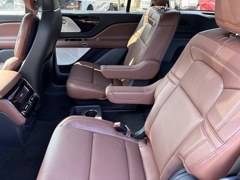 New 2026 Lincoln Aviator Reserve AWD/4WD image 16
