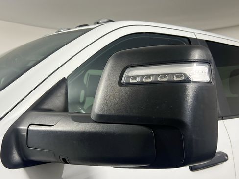 Used 2024 RAM 3500 Big Horn image 12