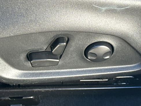 Used 2022 Jeep Compass Latitude w/ Convenience Group image 37