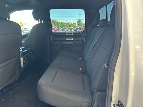 Used 2020 Ford F150 XLT w/ Equipment Group 302A Luxury AWD/4WD image 43