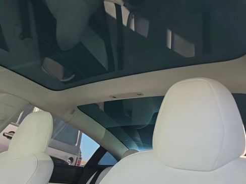 Used 2018 Tesla Model 3 Long Range AWD/4WD image 6
