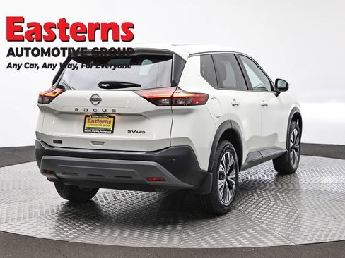 Used 2023 Nissan Rogue SV AWD/4WD image 5