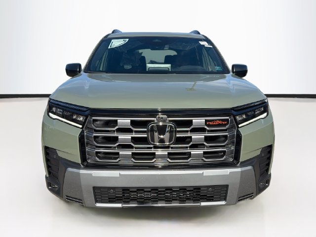 New 2026 Honda Pilot TrailSport image 2