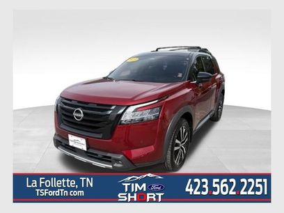 Used 2023 Nissan Pathfinder Platinum
