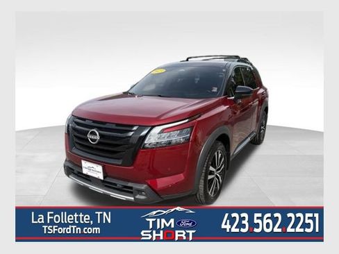 Used 2023 Nissan Pathfinder Platinum AWD/4WD image 1