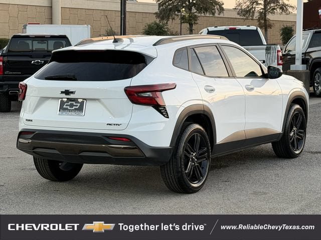 Used 2024 Chevrolet Trax ACTIV w/ Driver Confidence Package FWD image 6