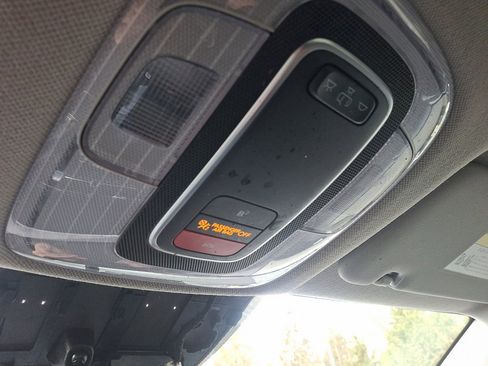 Used 2024 Hyundai Elantra SEL image 32