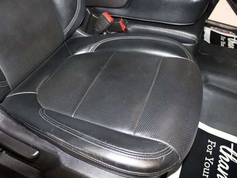 Used 2020 Chevrolet Silverado 1500 LT Trail Boss image 22