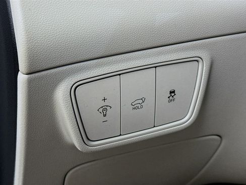 Used 2023 Hyundai Tucson Limited image 16