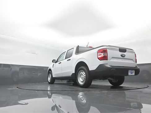New 2026 Ford Maverick XL image 29