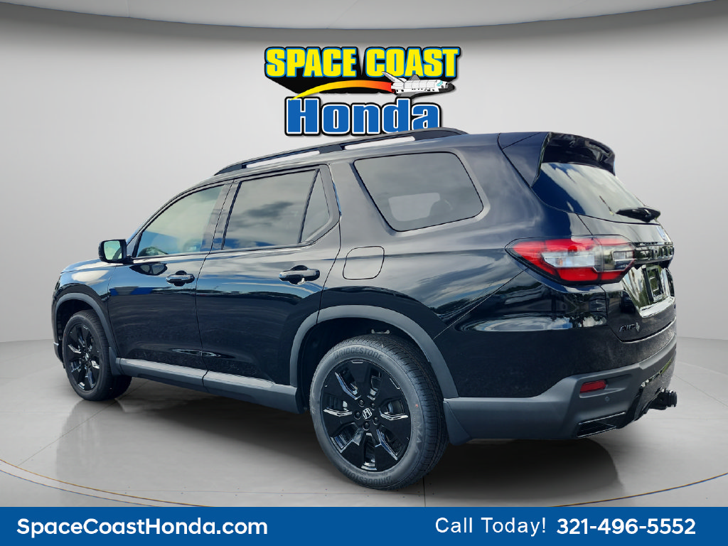New 2026 Honda Pilot Black Edition image 5