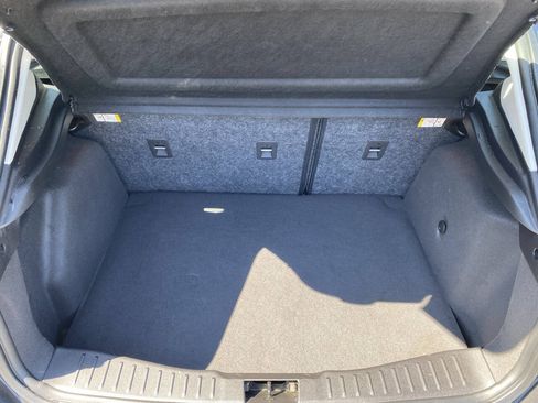 Used 2015 Ford Focus SE w/ SE Sport Package FWD image 24