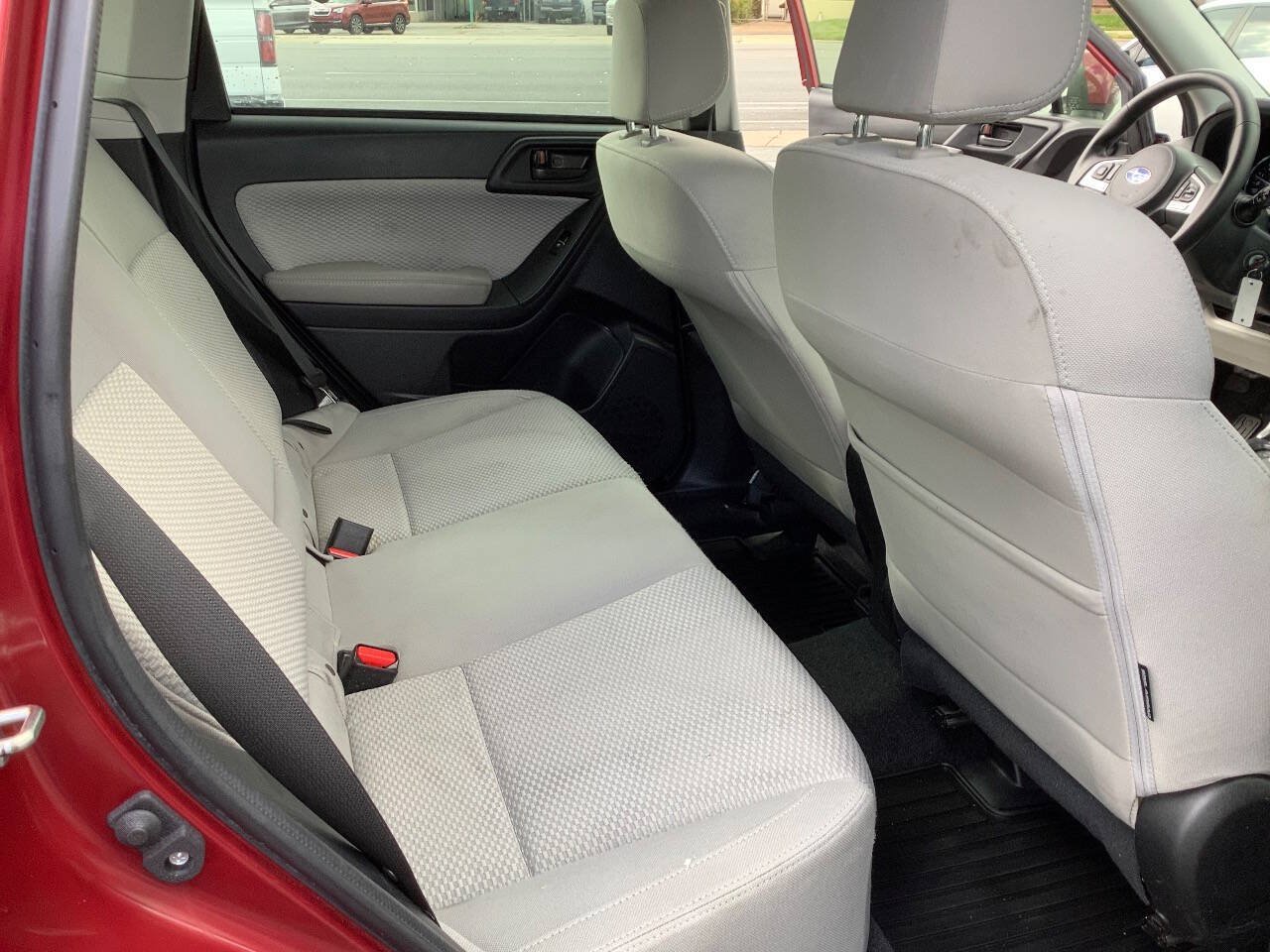 Used 2018 Subaru Forester 2.5i Premium AWD/4WD image 32