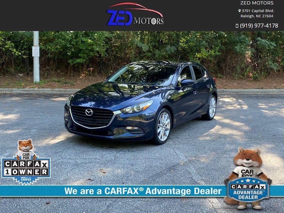 Used 2017 MAZDA MAZDA3 Touring FWD image 1