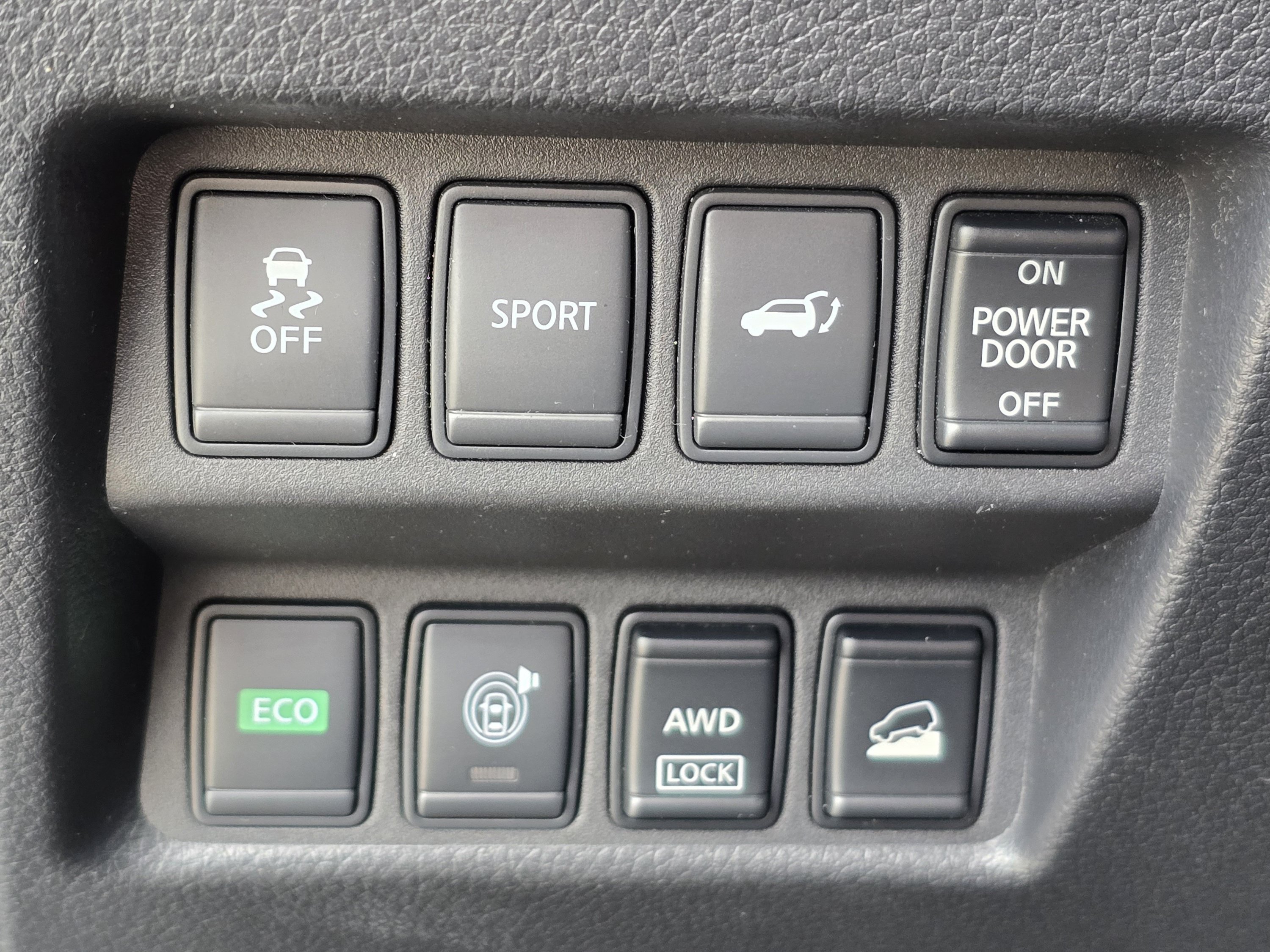Used 2015 Nissan Rogue SV w/ SV Premium Package AWD/4WD image 14