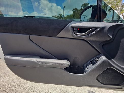Used 2025 Toyota GR86 Premium RWD image 23